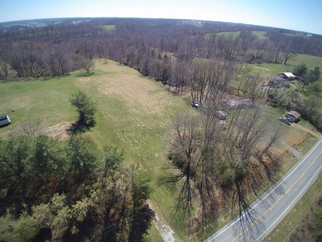 10974 Galen Rd, Lafayette, TN 37083