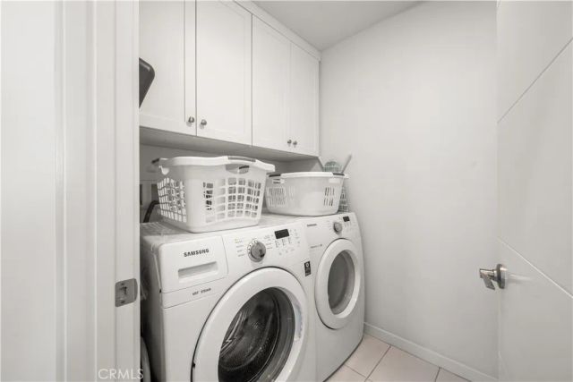 1068 Hampton, Costa Mesa, CA 92627
