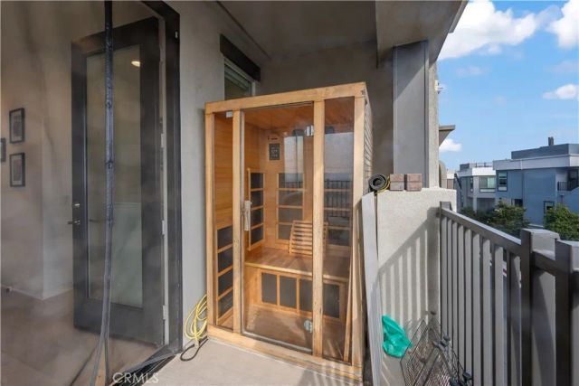1068 Hampton, Costa Mesa, CA 92627