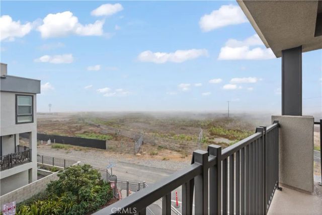 1068 Hampton, Costa Mesa, CA 92627