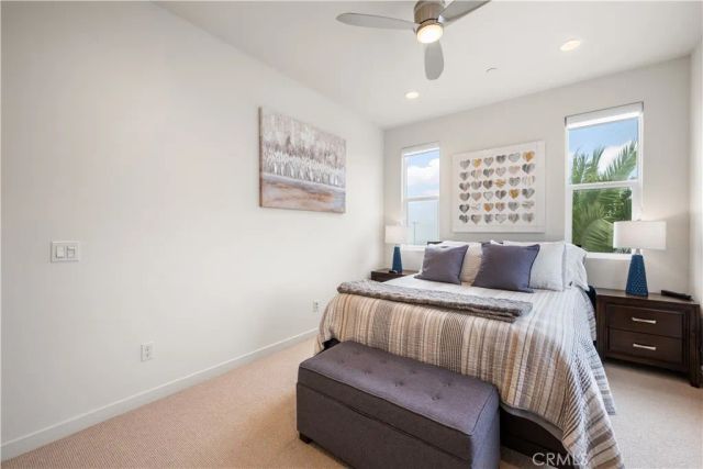 1068 Hampton, Costa Mesa, CA 92627