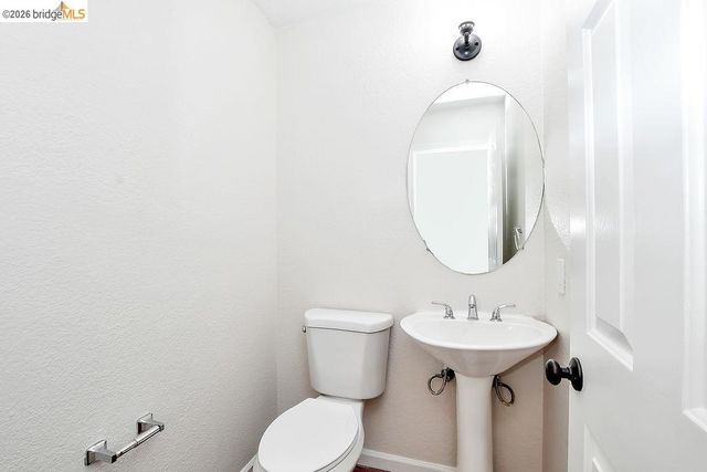 5104 Grass Valley Way, Antioch, CA 94531