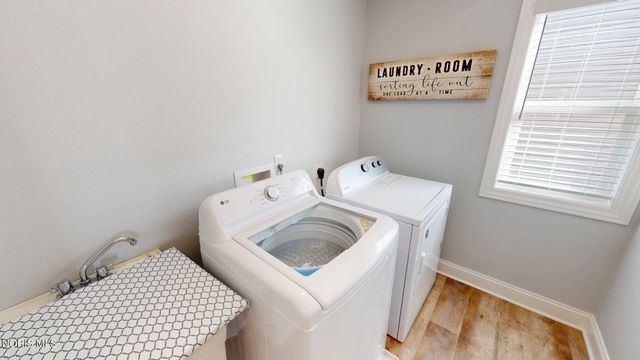1355 Fiddlers Way, Waterville, OH 43566