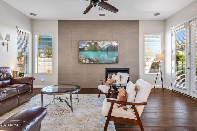 19136 E Canary Way, Queen Creek, AZ 85142