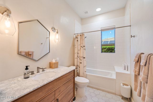 19136 E Canary Way, Queen Creek, AZ 85142