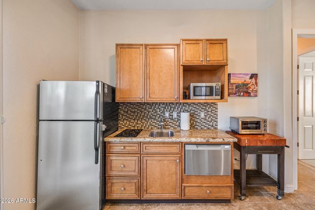 19136 E Canary Way, Queen Creek, AZ 85142