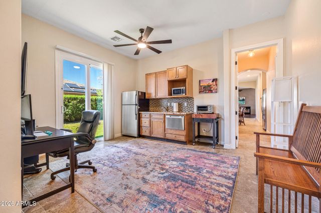 19136 E Canary Way, Queen Creek, AZ 85142