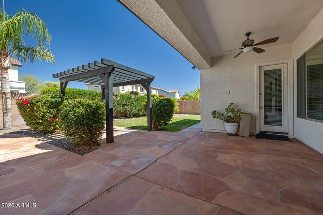 19136 E Canary Way, Queen Creek, AZ 85142