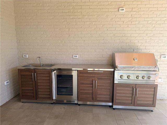 910 Laurel Brooke Avenue, Peachtree City, GA 30269