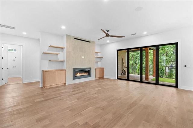 910 Laurel Brooke Avenue, Peachtree City, GA 30269