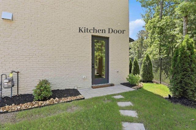 910 Laurel Brooke Avenue, Peachtree City, GA 30269