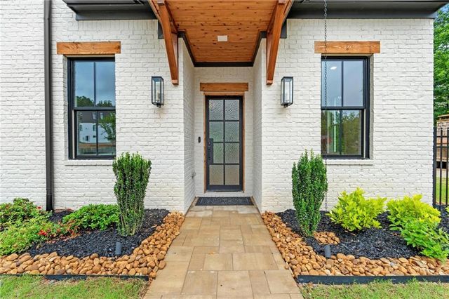 910 Laurel Brooke Avenue, Peachtree City, GA 30269