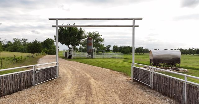 3283 Fm 2562 Road, Anderson, TX 77830