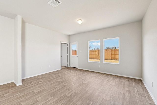 319 Haywood Manor, Maxwell, TX 78656