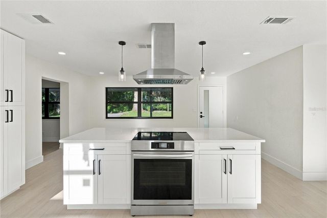 3701 NW 20TH AVENUE, Ocala, FL 34475