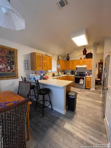 5123 Pine Lake, San Antonio, TX 78244