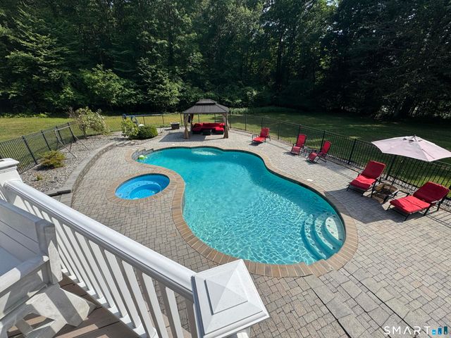 66 Country Lane, Hebron, CT 06248