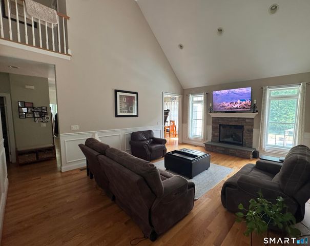 66 Country Lane, Hebron, CT 06248