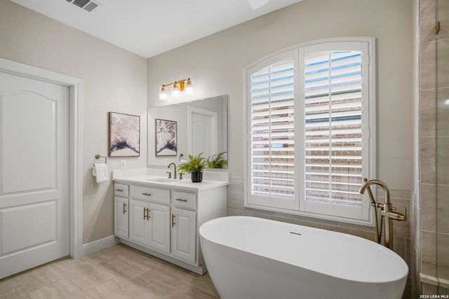 2911 Spider Lily, San Antonio, TX 78258