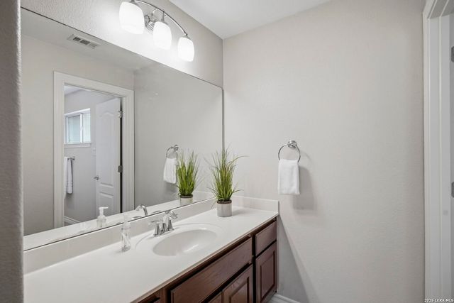 2911 Spider Lily, San Antonio, TX 78258