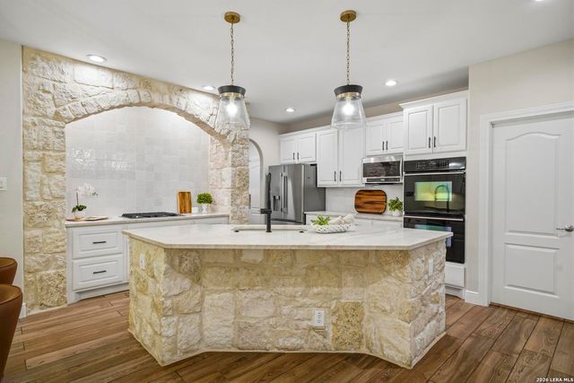 2911 Spider Lily, San Antonio, TX 78258