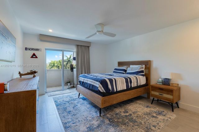 6815 Edgewater Dr 307, Coral Gables, FL 33133