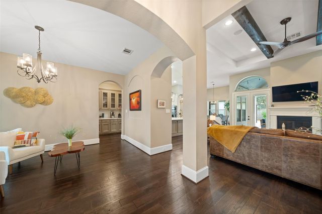 1702 Hunters Trail, Friendswood, TX 77546