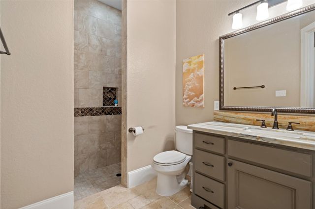 1702 Hunters Trail, Friendswood, TX 77546