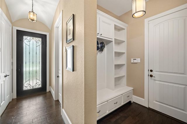 1702 Hunters Trail, Friendswood, TX 77546