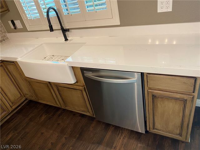 11752 Del Sur Avenue, Las Vegas, NV 89138
