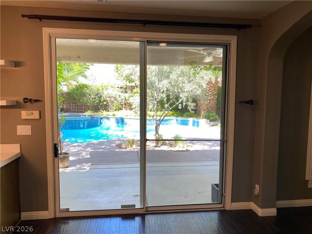 11752 Del Sur Avenue, Las Vegas, NV 89138