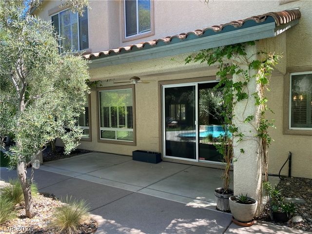 11752 Del Sur Avenue, Las Vegas, NV 89138