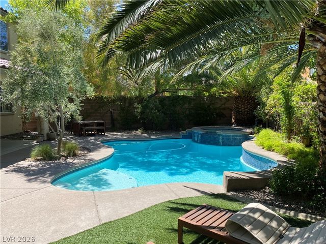 11752 Del Sur Avenue, Las Vegas, NV 89138