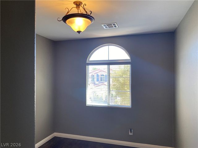 11752 Del Sur Avenue, Las Vegas, NV 89138