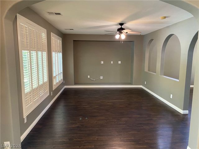 11752 Del Sur Avenue, Las Vegas, NV 89138