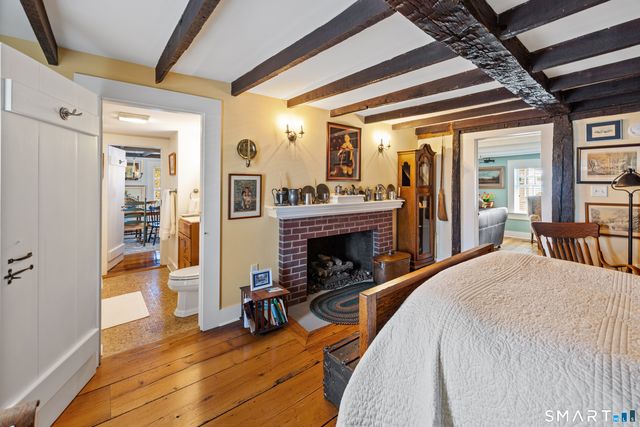 25 Stonegate Circle, Cheshire, CT 06410