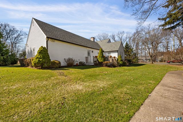 25 Stonegate Circle, Cheshire, CT 06410