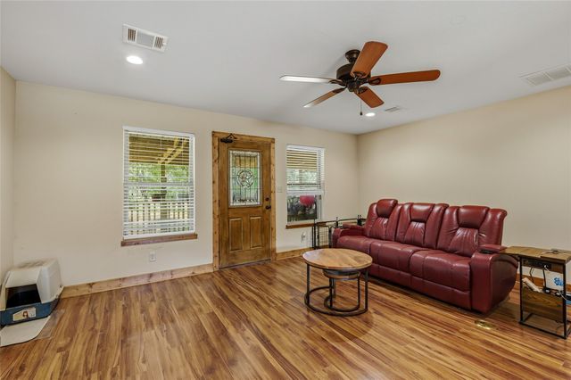1111 Riley Road, Whitesboro, TX 76273