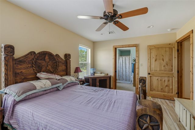 1111 Riley Road, Whitesboro, TX 76273
