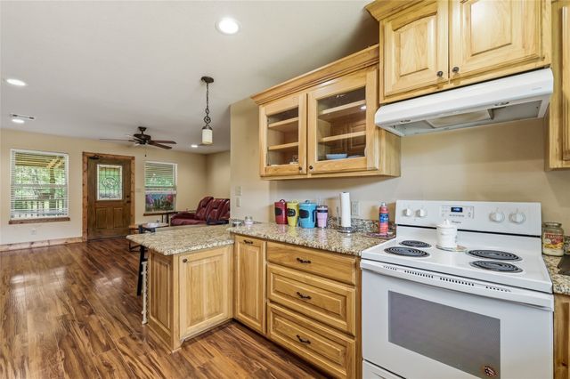 1111 Riley Road, Whitesboro, TX 76273
