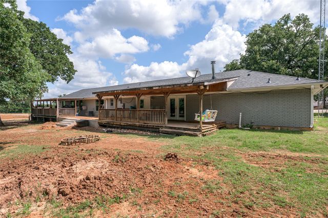 1111 Riley Road, Whitesboro, TX 76273