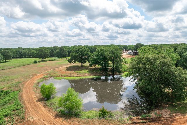 1111 Riley Road, Whitesboro, TX 76273