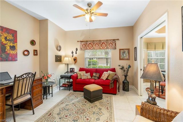 8184 Saratoga DR 801, Naples, FL 34113