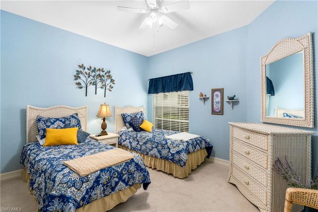 8184 Saratoga DR 801, Naples, FL 34113