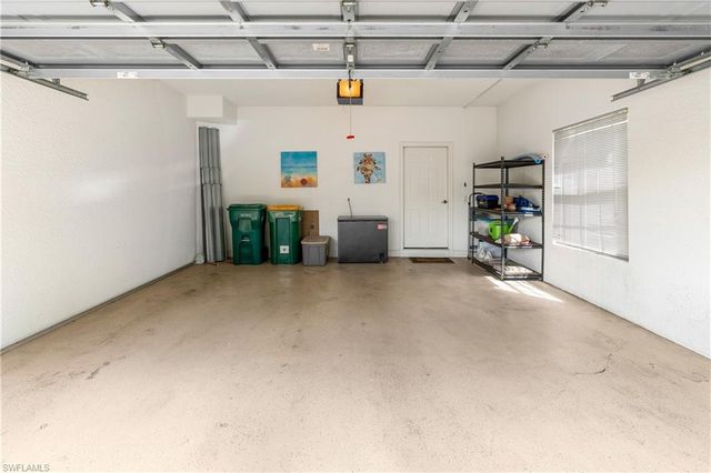 8184 Saratoga DR 801, Naples, FL 34113