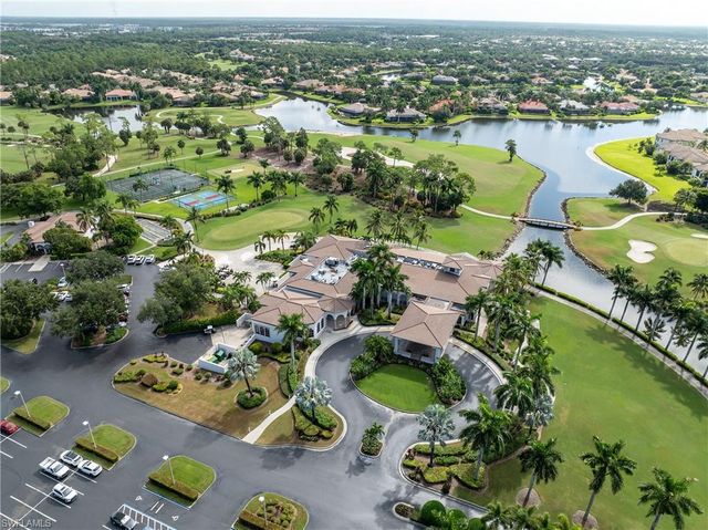 8184 Saratoga DR 801, Naples, FL 34113