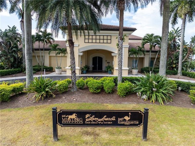 8184 Saratoga DR 801, Naples, FL 34113
