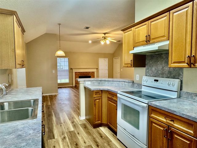 9761 Williford Trail, Frisco, TX 75033