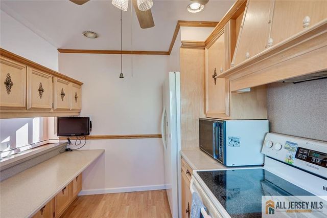 31 Marie Road, Fords, NJ 08863