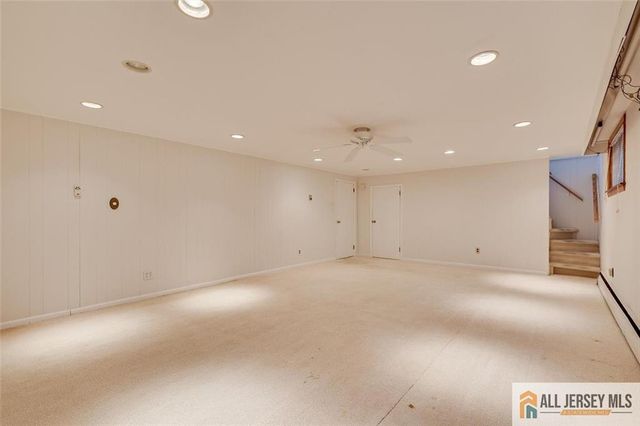 31 Marie Road, Fords, NJ 08863